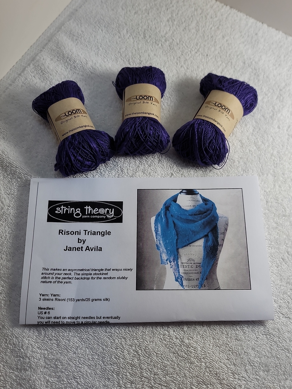 Risoni Silk Triangle Knit Kit - NWT -  #43